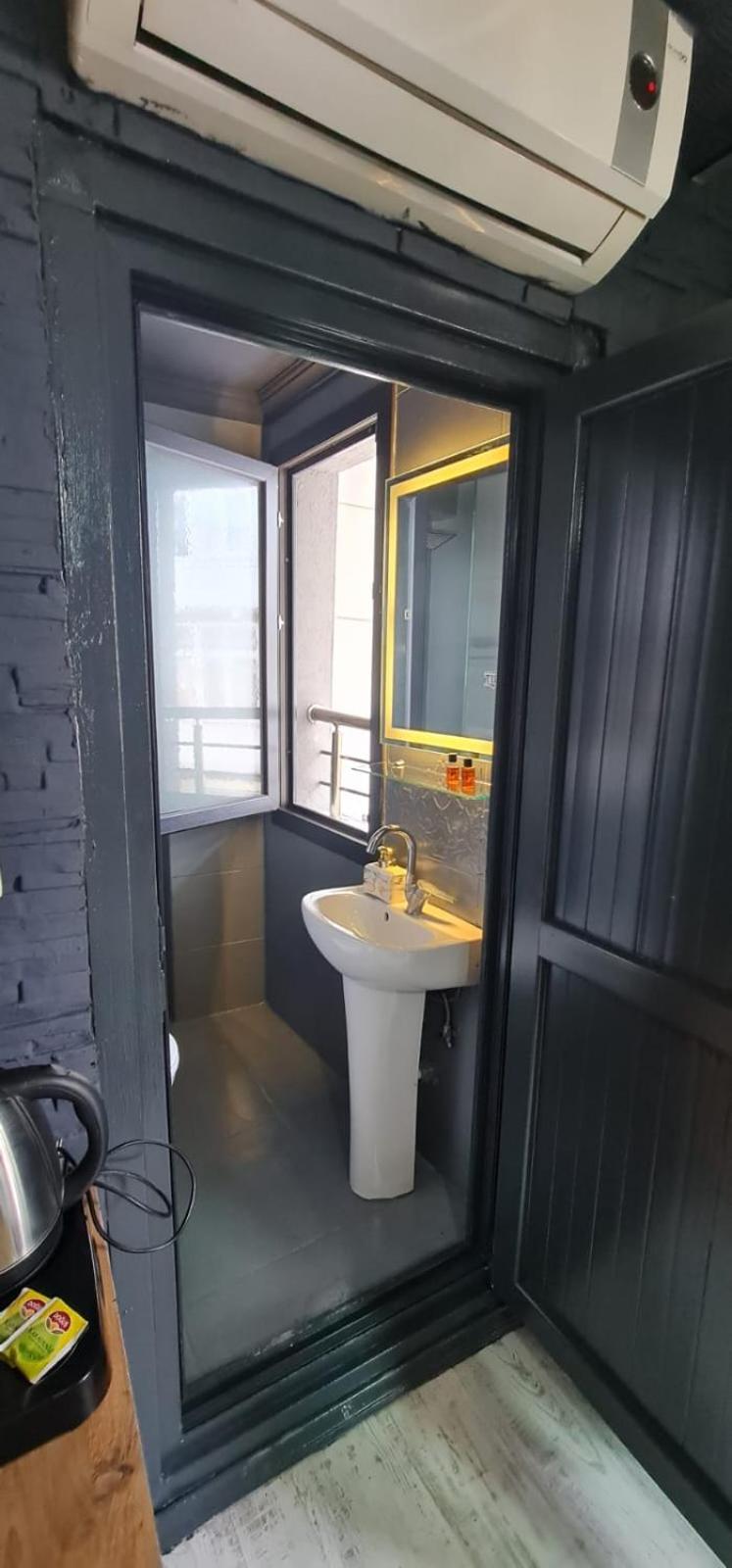 Royal Suite Hotel Istanbul Bagian luar foto
